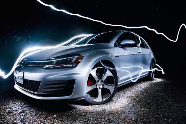 �߶���GTI MK7��װЧ���ϼ� ��ֱ�����ǡ���Ʒ�� �۾����ض��ж�-1.jpg