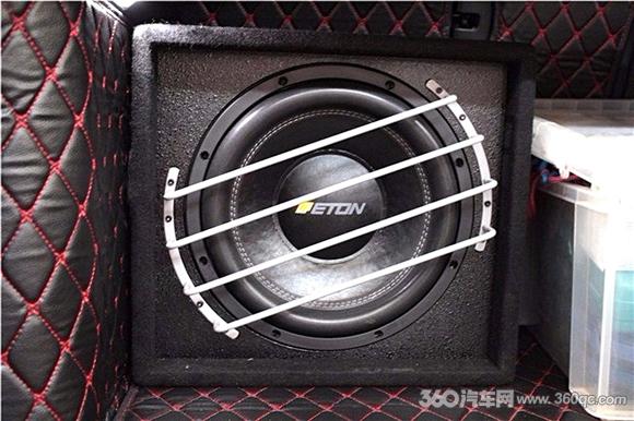 �ݱ�XFL��װ�¹�ETON���� �ٺ��ĳ�����Ҳ�������ռ�-5.jpg