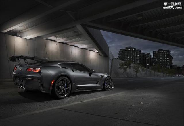 Hennessey���ܹ��̸�װѩ�����ƶ�ά��ZR1-16.jpg
