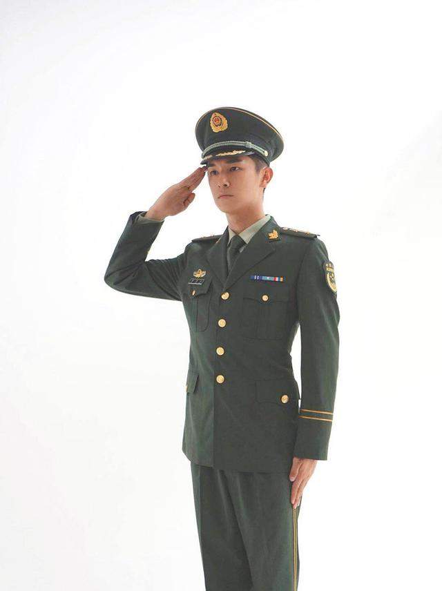 �������Բʾ�װ��Ƭ�ع� �ˬӢ�����԰�����-5.jpg