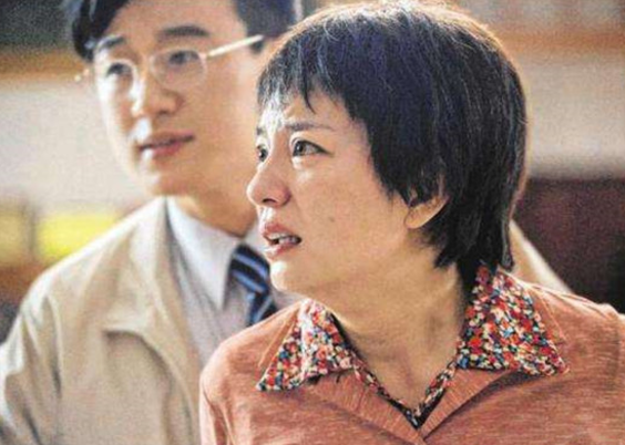 Ϊͻ���ݼ��Ի����� ���ǰ�����Ƭ�������ϳ���λ����ֱ���۾�-5.jpg