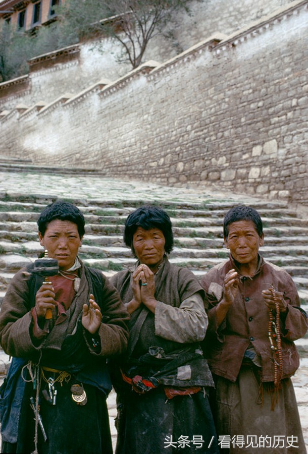 1979�������Ƭ ������Ӱʦ��ͷ�µ�����-10.jpg