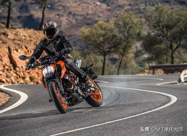 ���׺û���˫��ǿ��KTM390��ս����400�����390����������û��-4.jpg