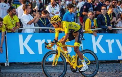 �����ɶ��Ĵ�Ƴ�Pinarello Dogma F12-2.jpg