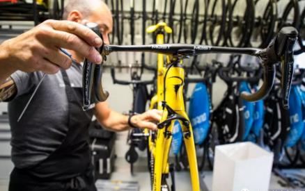 �����ɶ��Ĵ�Ƴ�Pinarello Dogma F12-6.jpg