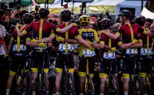 �����ɶ��Ĵ�Ƴ�Pinarello Dogma F12-18.jpg