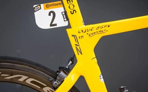�����ɶ��Ĵ�Ƴ�Pinarello Dogma F12-13.jpg