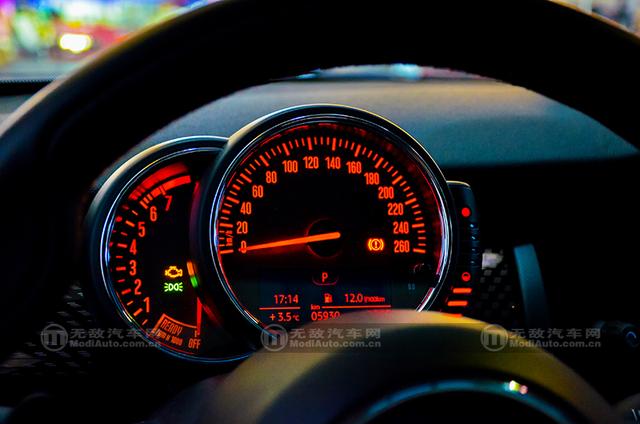 ��MINIҲ���Ժ�Ϭ�� DuelL AG����F56-26.jpg