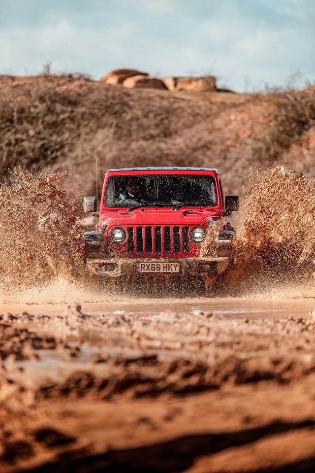 ��̨��������ԽҰ�� | CAR REVIEWS-1.jpg