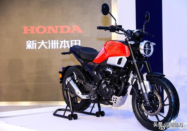 �´���190����Ħ�з��� �����190���ƫ��˭-1.jpg