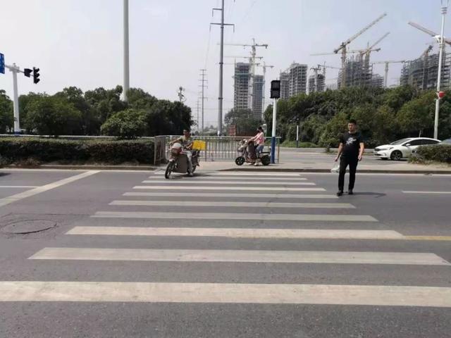 ���磡�Ϸʷ���һ����ҳ��� ��1��1��-4.jpg