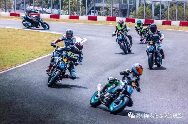 ���������ͻ�����ʿ֮�������� ����Ħ�� 250NK��������վ����ƪ-11.jpg