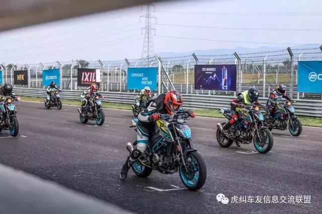 ���������ͻ�����ʿ֮�������� ����Ħ�� 250NK��������վ����ƪ-24.jpg