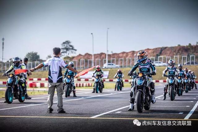 ���������ͻ�����ʿ֮�������� ����Ħ�� 250NK��������վ����ƪ-26.jpg