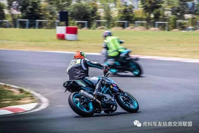 ���������ͻ�����ʿ֮�������� ����Ħ�� 250NK��������վ����ƪ-29.jpg