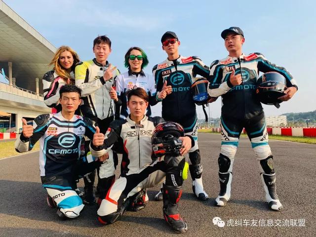 ���������ͻ�����ʿ֮�������� ����Ħ�� 250NK��������վ����ƪ-32.jpg