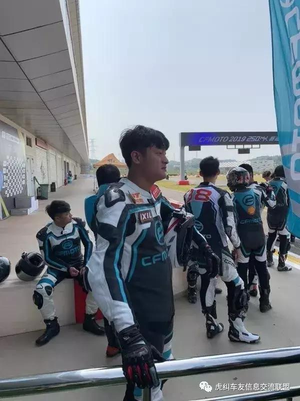 ���������ͻ�����ʿ֮�������� ����Ħ�� 250NK��������վ����ƪ-39.jpg