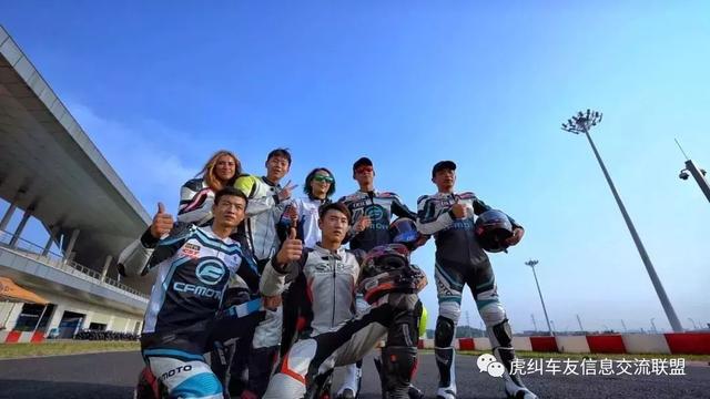 ���������ͻ�����ʿ֮�������� ����Ħ�� 250NK��������վ����ƪ-40.jpg