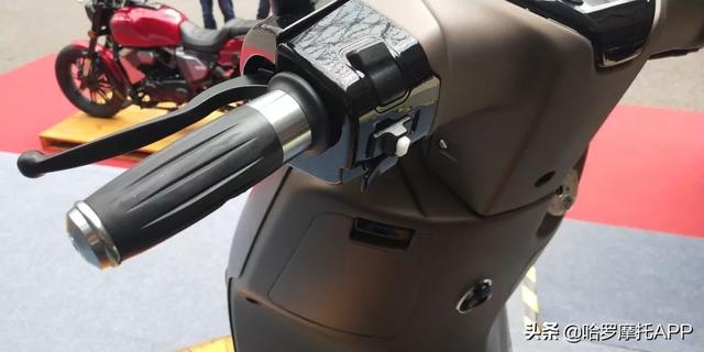 23800Ԫ��"�ſ�����" ����300i V MAX�ۼ۹���-14.jpg