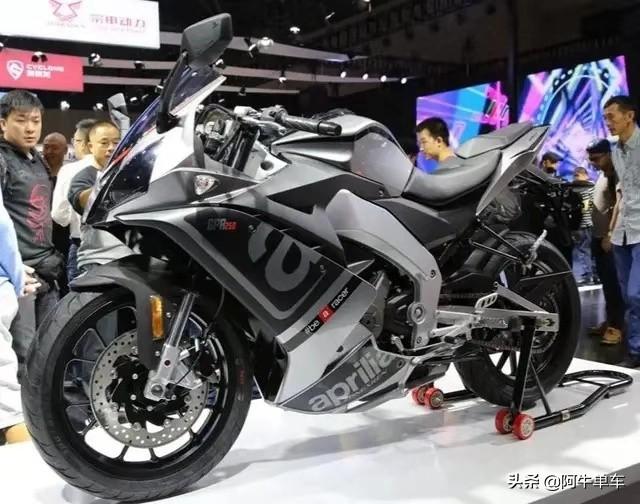 ����������Ħ�������𺳷���GPR250��SR MAX250-2.jpg