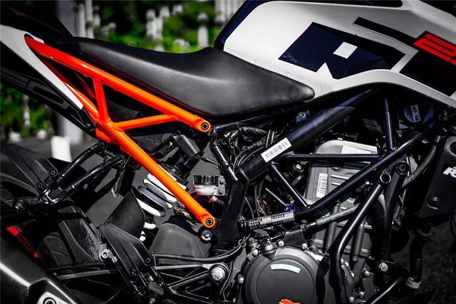 Сͷ KTM 250 DUKEԼ-10.jpg