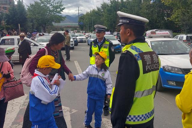 ��ѧ·�� ��������Ӱһֱ����-2.jpg