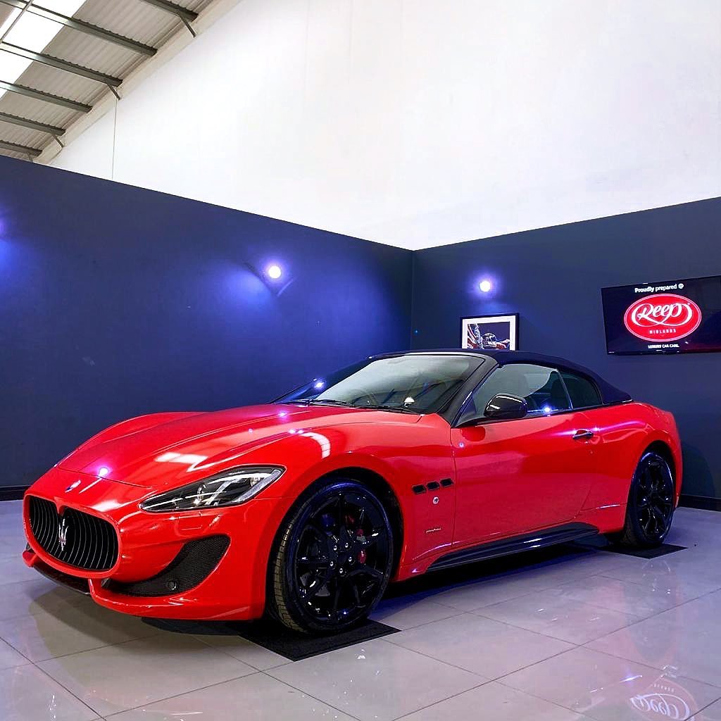 ��װ��̼��ά���ɫ���������ɯ����Gran Turismo-5.jpg