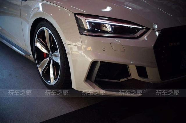 �µ�A5 SPORT BACK��RS5�Ľ���ʷ �����ضȸ�װ-19.jpg