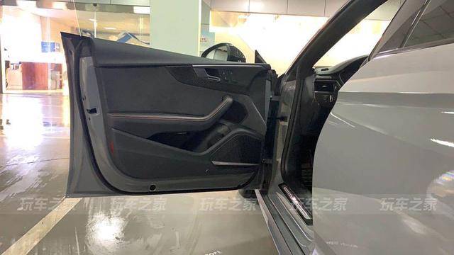 �µ�A5 SPORT BACK��RS5�Ľ���ʷ �����ضȸ�װ-34.jpg