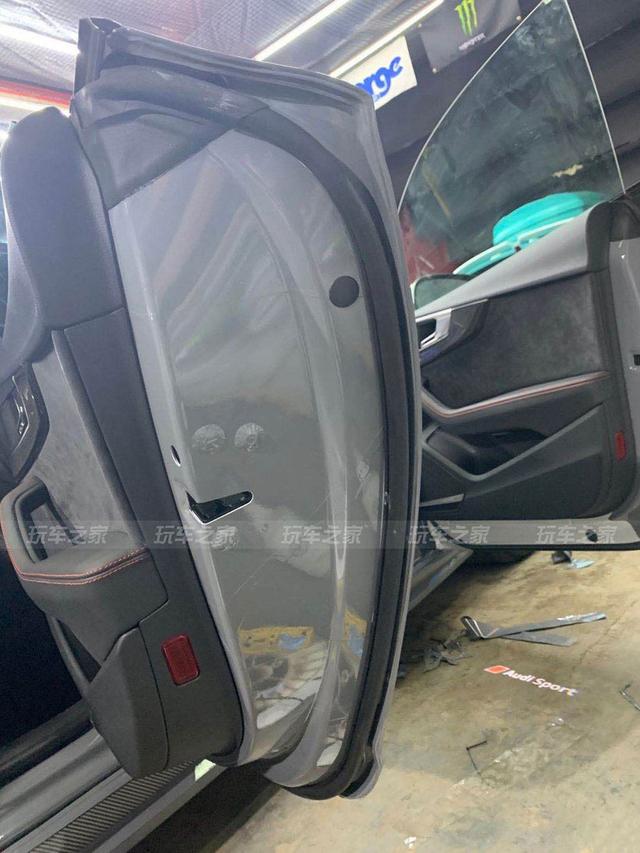 �µ�A5 SPORT BACK��RS5�Ľ���ʷ �����ضȸ�װ-33.jpg