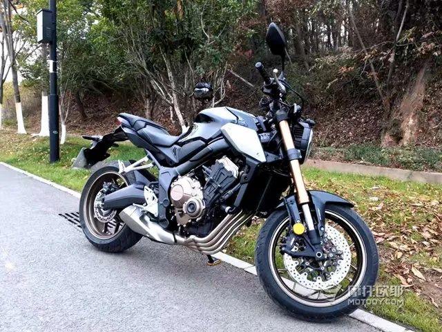 �Լݱ��棺�ۼ�105800Ԫ����ӹ���ϵı���CB650R-2.jpg