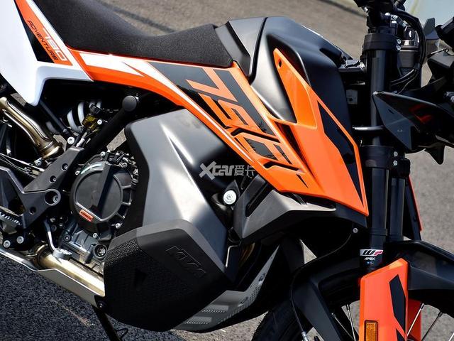 ������ԽҰ���������г� �Լ�KTM 790 Adventure-10.jpg