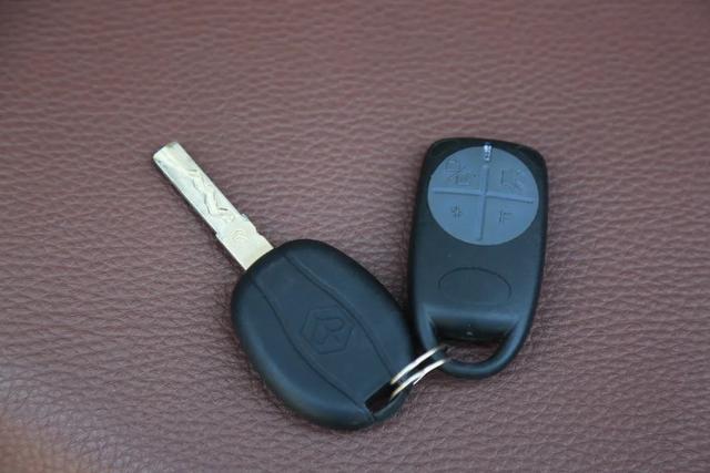 ������С���������̤�壬Beverly 300��Ũ�����-12.jpg