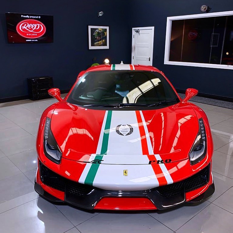 �������˶���������Ļ���Ϊһ��ķ�����488 Pista��-1.jpg