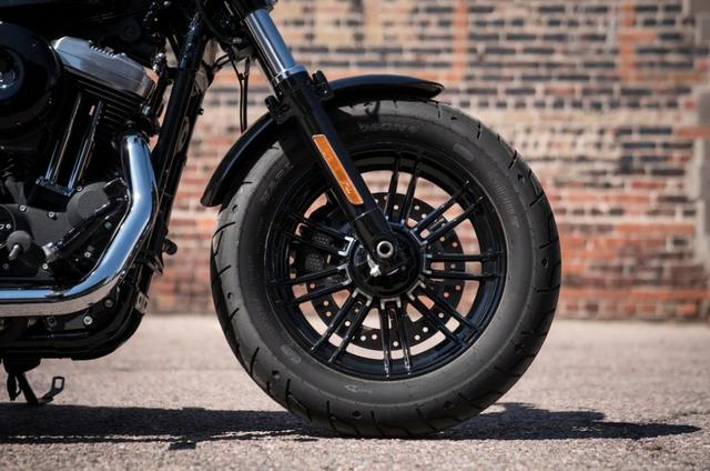 ÿ��֮�� ���� ���״�άɭ FORTY-EIGHT �˶��� Ħ�г�-7.jpg