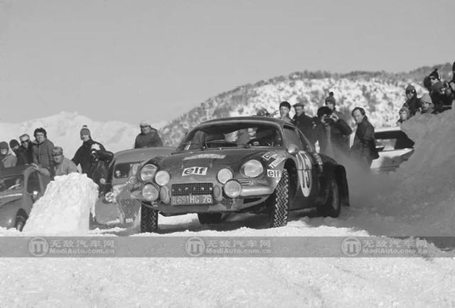 ������Ա������ĳ� Alpine A110 Cup-2.jpg