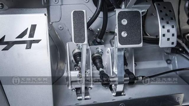 ������Ա������ĳ� Alpine A110 Cup-16.jpg