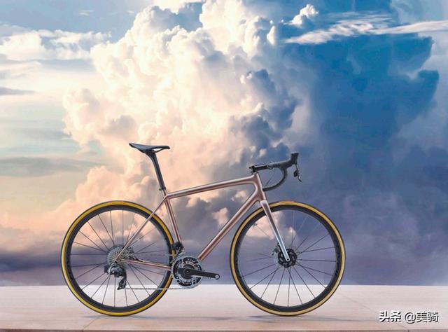 ������10��Ԫ �����Ƴ������ɲ��·�� 585�ˡ�6����-9.jpg