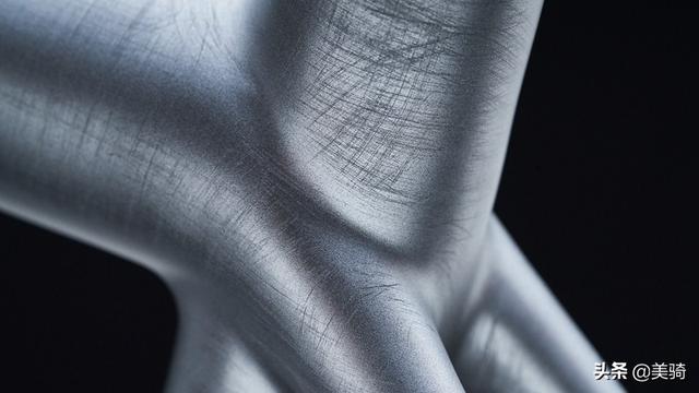 ������10��Ԫ �����Ƴ������ɲ��·�� 585�ˡ�6����-19.jpg