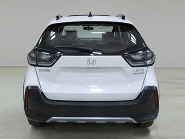 ����Ϊѡ�������� ����������������/�׷��³���-8.jpg