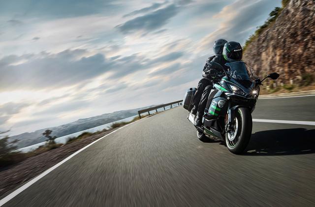 17.92��Ԫ������NINJA 1000 SX���������������̡����������˶����е�����-4.jpg