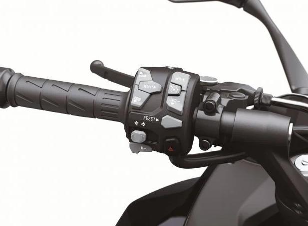 17.92��Ԫ������NINJA 1000 SX���������������̡����������˶����е�����-20.jpg