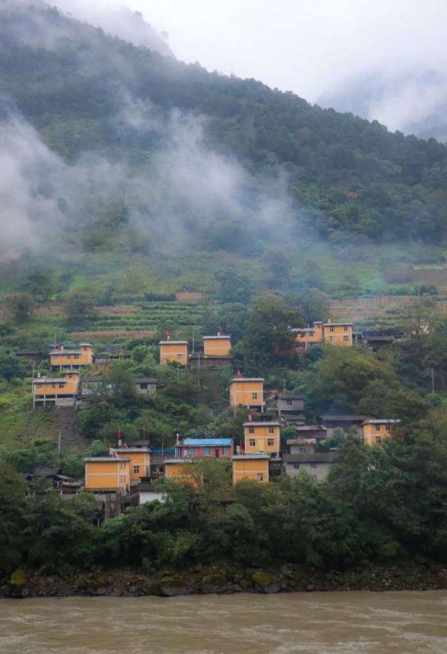 �ڳ������� �ء�����족�����õ�·������֮��-13.jpg