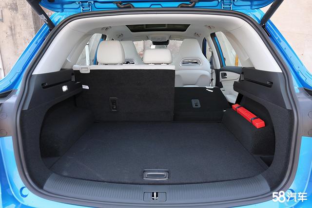 10��Ԫ�����Ů���ѡ���� ��MG�캽300TGI�˽���-27.jpg