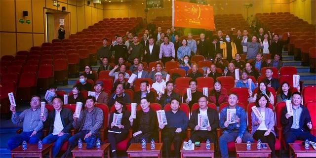 ������������Ŧչ���� | ��Ӱ������ͼ��-2.jpg