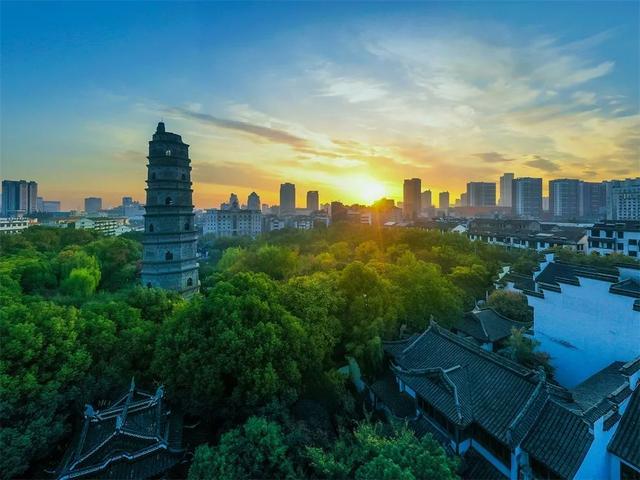 ������������Ŧչ���� | ��Ӱ������ͼ��-7.jpg