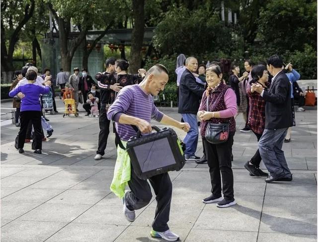 ������������Ŧչ���� | ��Ӱ������ͼ��-13.jpg