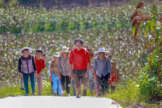 �˱���Ϫ����ƶ��Բ�׻��� | ��Ӱ������ͼ��-12.jpg