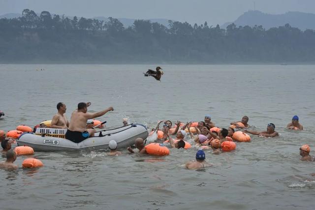 �˱���Ϫ����ƶ��Բ�׻��� | ��Ӱ������ͼ��-17.jpg