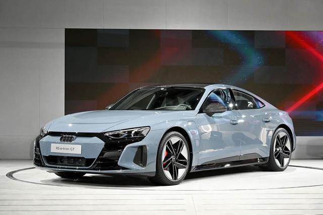 ����Taycan����������+������+��β�� ��Ҫ��Model S������Ħ����-14.jpg